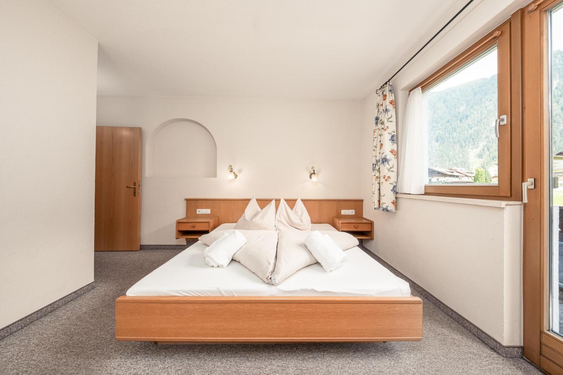 Apartments Alpina Mayrhofen Exterior foto
