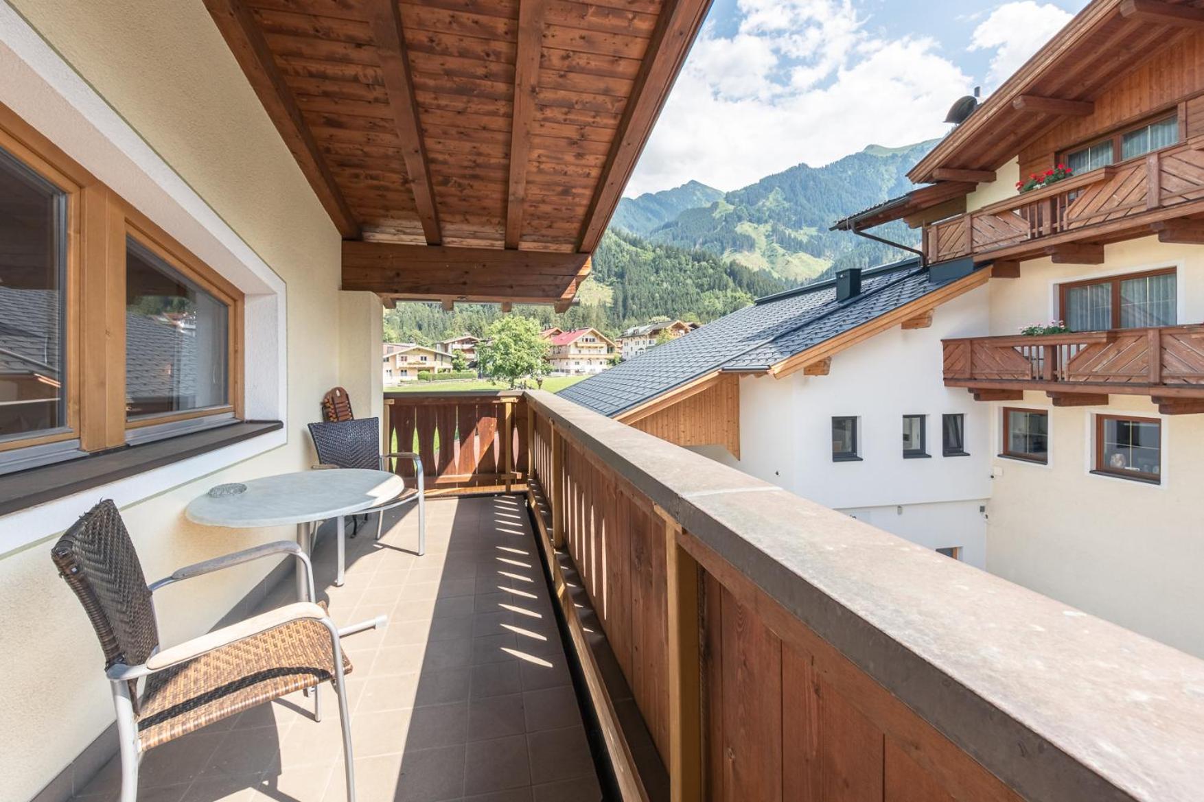 Apartments Alpina Mayrhofen Zimmer foto